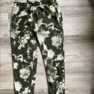 T -& B joggers 14/16 Boys